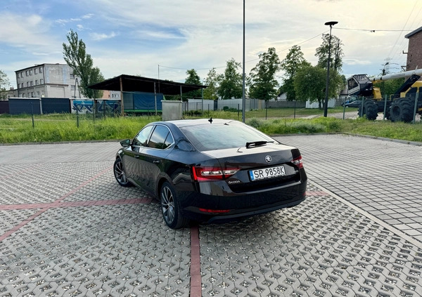 Skoda Superb cena 98500 przebieg: 98300, rok produkcji 2018 z Rybnik małe 106